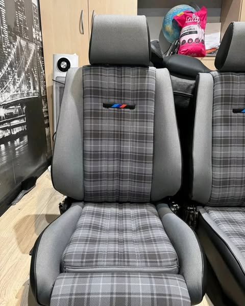 sièges uberkaro neufs pour bmw e30 sièges uberkaro neufs pour bmw e30