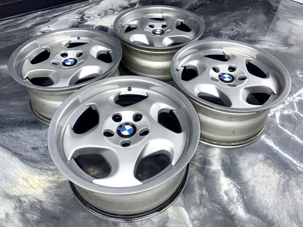 bmw e34 m5 – jantes m system ii throwing star forgées bmw e34 m5 – jantes m system ii throwing star forgées