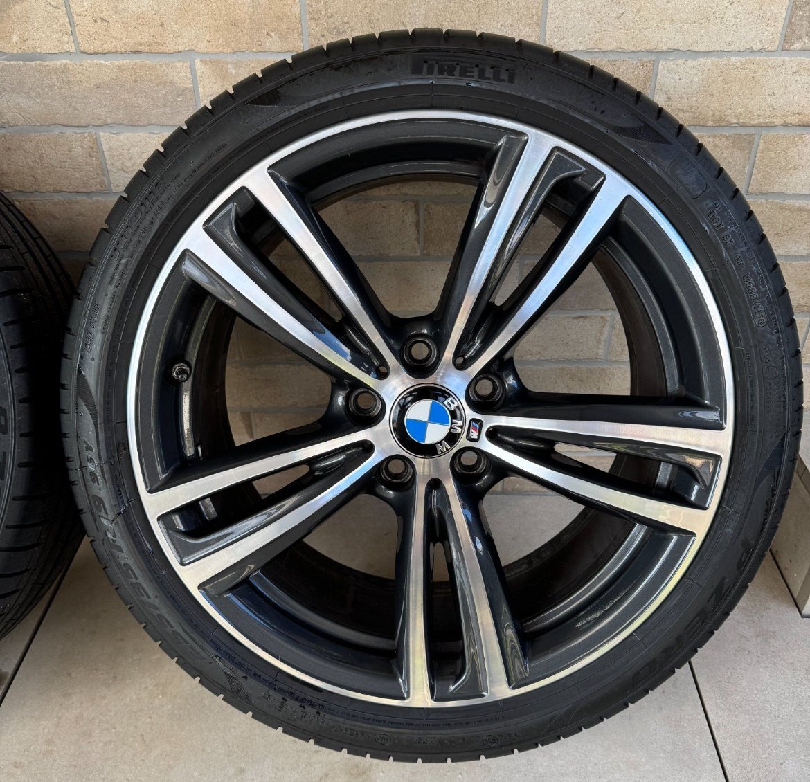 jeu de roues complet d'origine bmw m442 19" jeu de roues complet d'origine bmw m442 19"