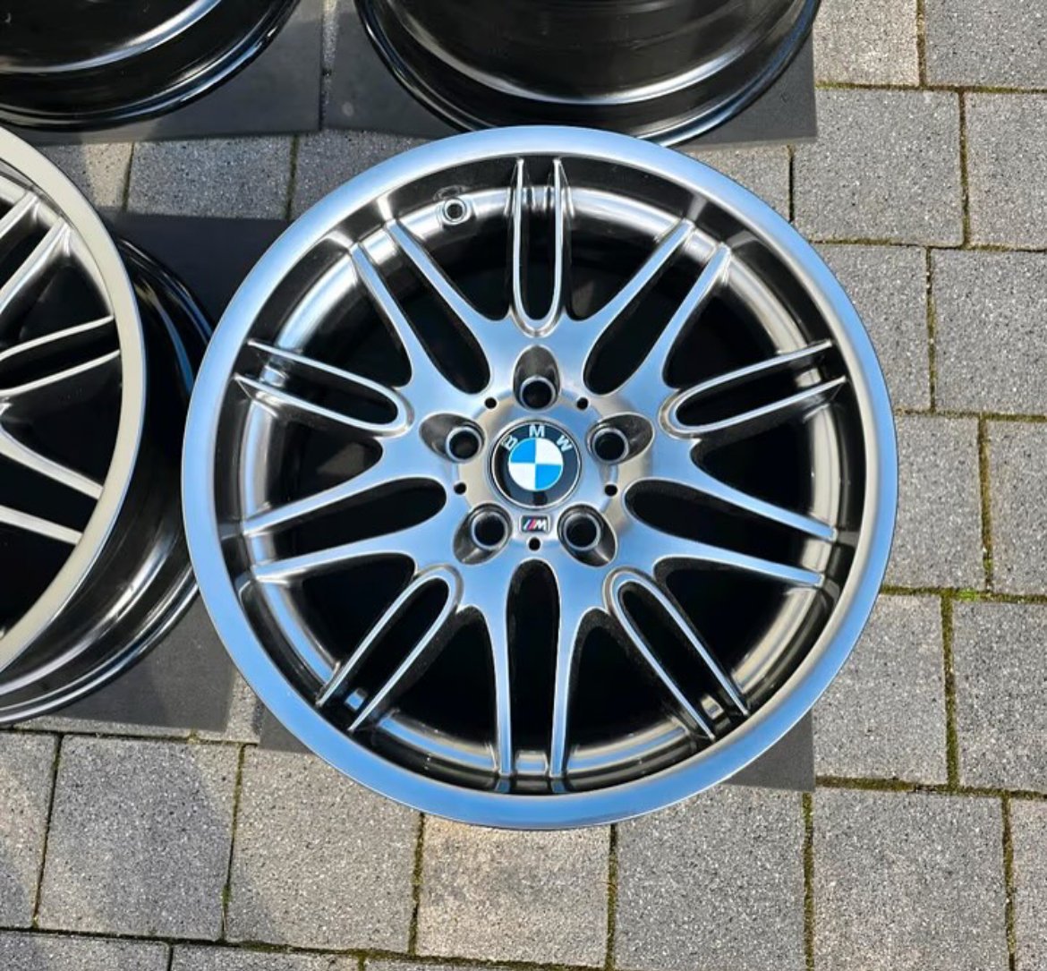jantes d’origine bmw m5 e39 18” jantes d’origine bmw m5 e39 18”