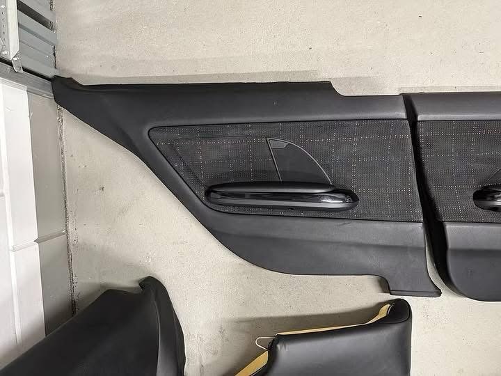 kit intérieur bmw e46 m3 coupé authentique et impeccable kit intérieur bmw e46 m3 coupé authentique et impeccable