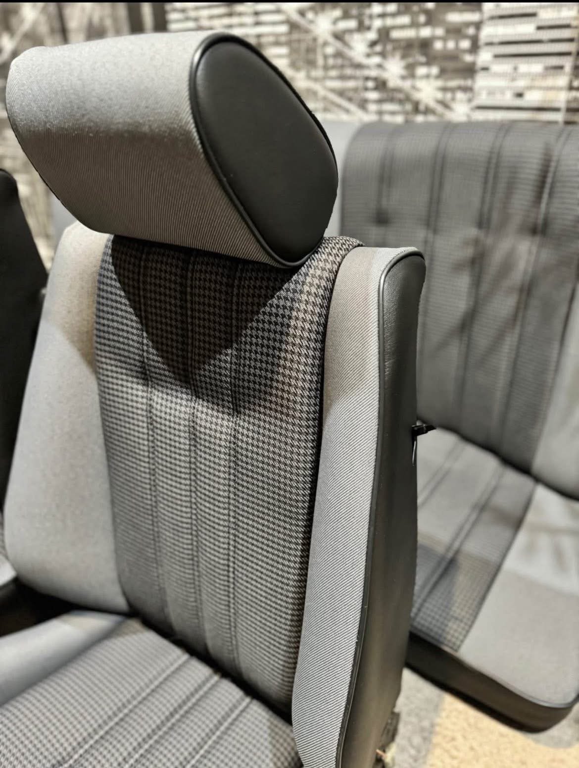 sièges sport bmw e30 d’origine ensemble complet sièges sport bmw e30 d’origine ensemble complet