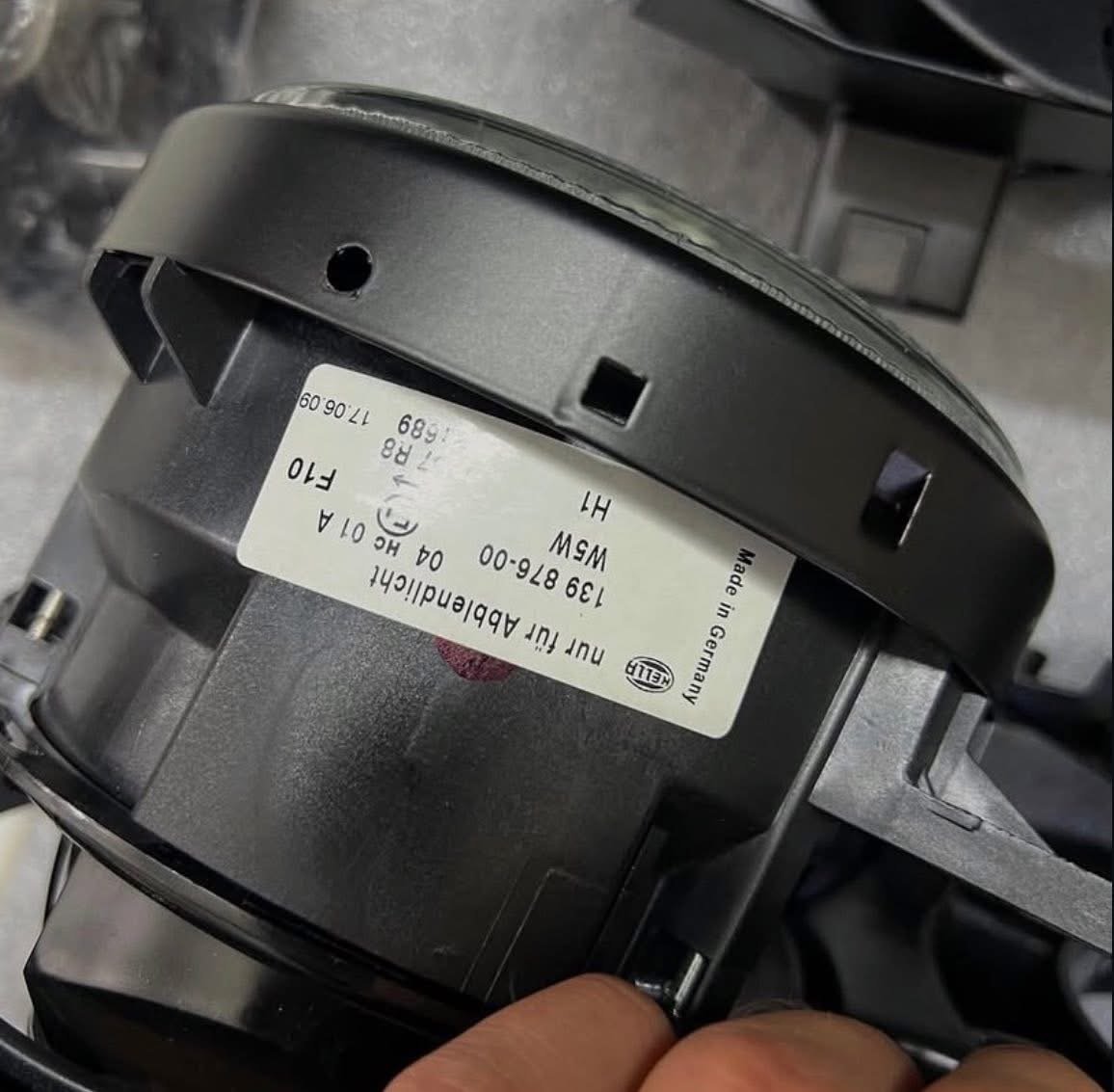 phares hella neufs – À saisir phares hella neufs – À saisir