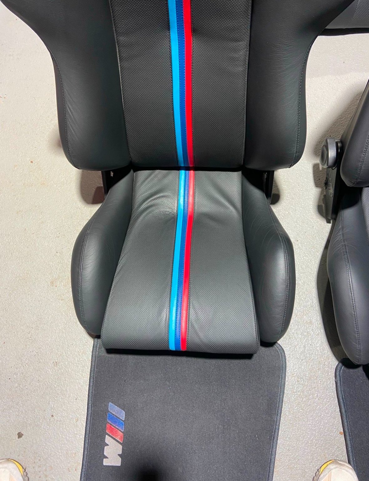 sièges recaro en cuir véritable avec banquette arrière assortie pour la bmw e 34 sièges recaro en cuir véritable avec banquette arrière assortie pour la bmw e 34