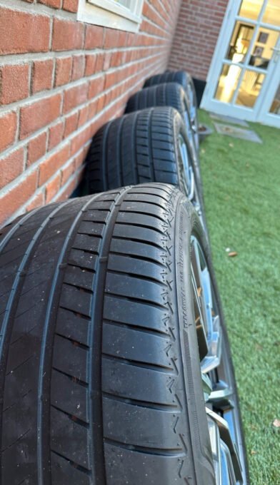 jantes et pneus d'origine pour X5 G05 et X6 G06. - Image 17